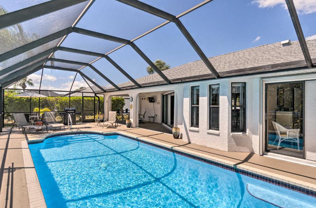 Port Charlotte House | Modern House Less Than 5 Miles to Port Charlotte Beach!