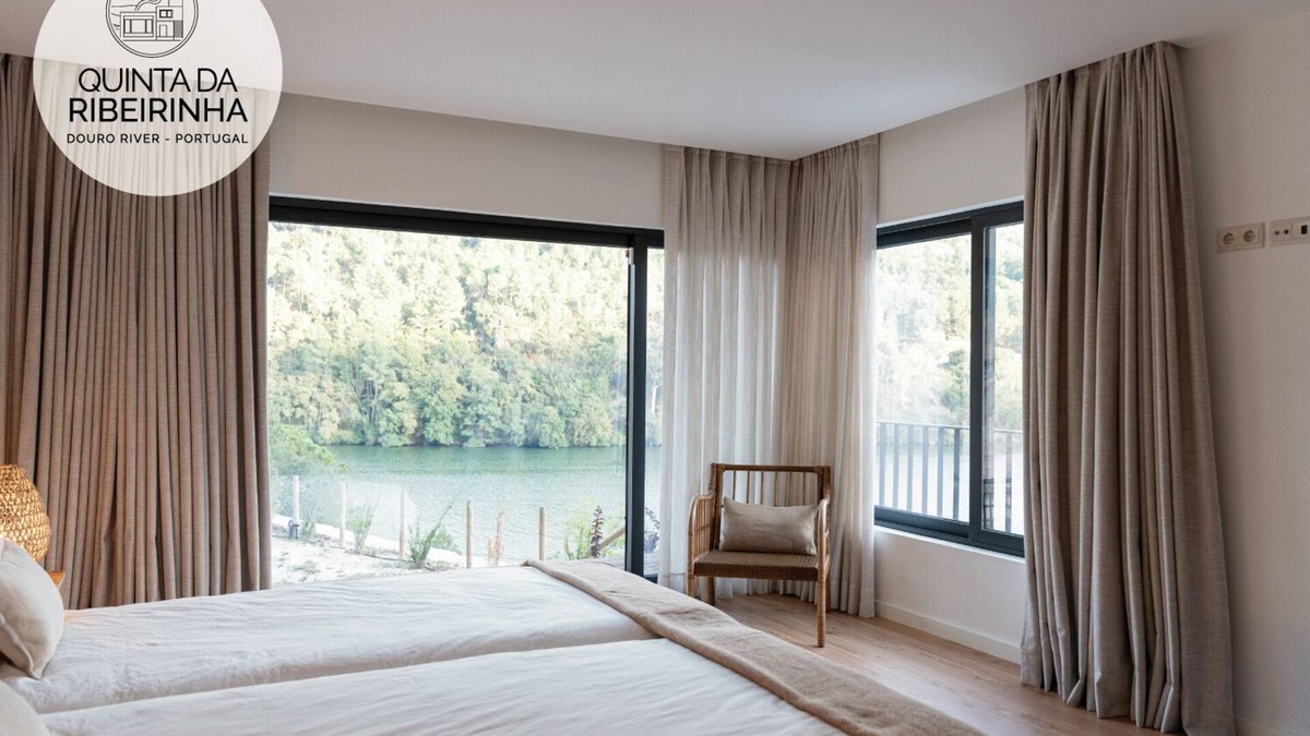 Cinfaes House | Modern house near waterfall with fluvial beach and amazing view over Douro river