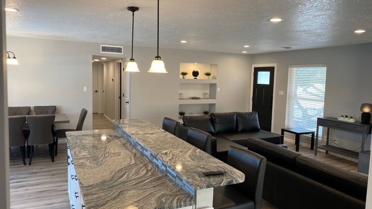 Paradise Hills Civic House | Modern House with Trailer Parking