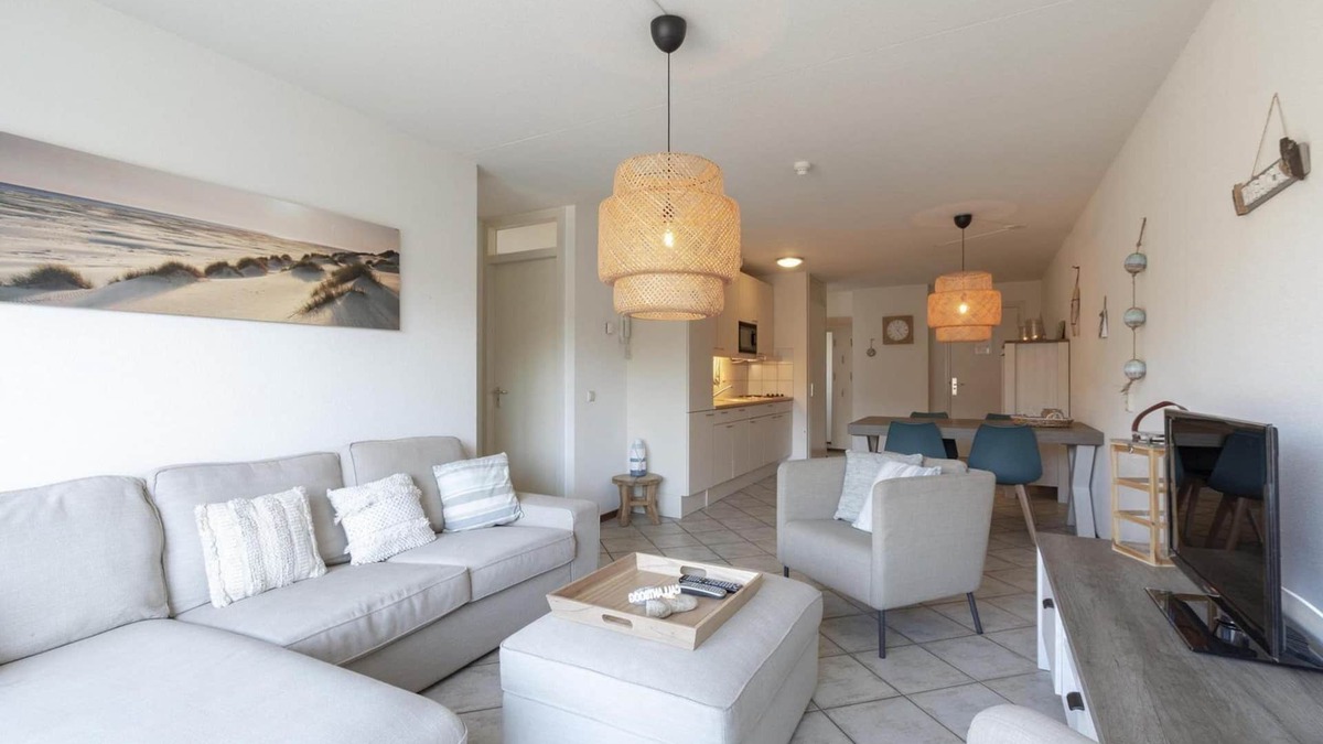 Callantsoog Apartment | Modern Ingericht Vakantieappartement met Groot Balkon, Direct Tegenover de Strandopgang van Callantsoog Gelegen