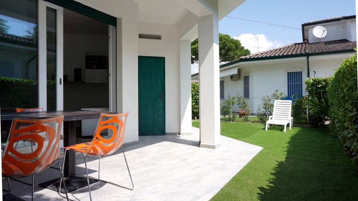 Porto Santa Margherita Villa | Modern Villa in Porto Santa Margherita