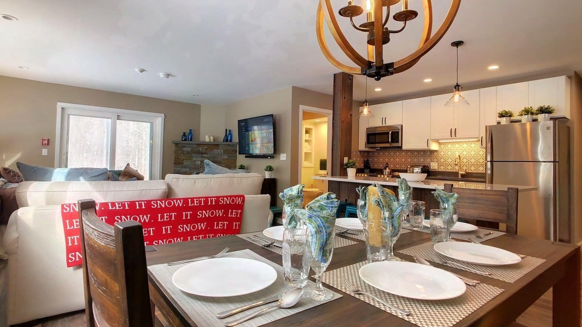 Killington Condo | Modern Killington Farmhouse Condo: Close to it all! 412