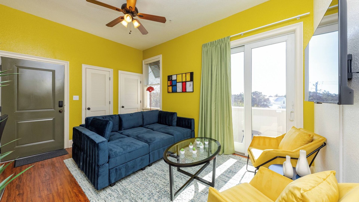 Dune Allen Beach Apartment | Modern King bed Haven/Free parking, Pool, Balcony