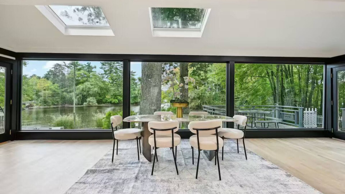 North Attleboro House | Modern Lake Home - 4-bedroom house in charming North Attleborough and Mansfield