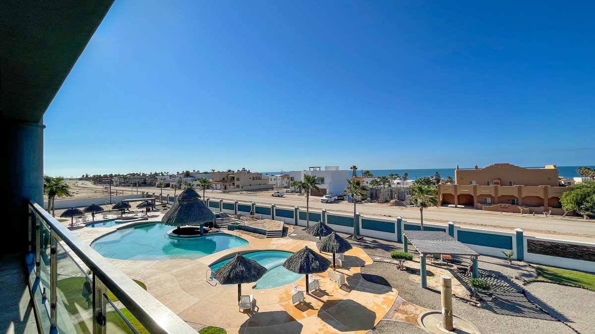 Las Conchas Condo | Modern Linda Vista Condos