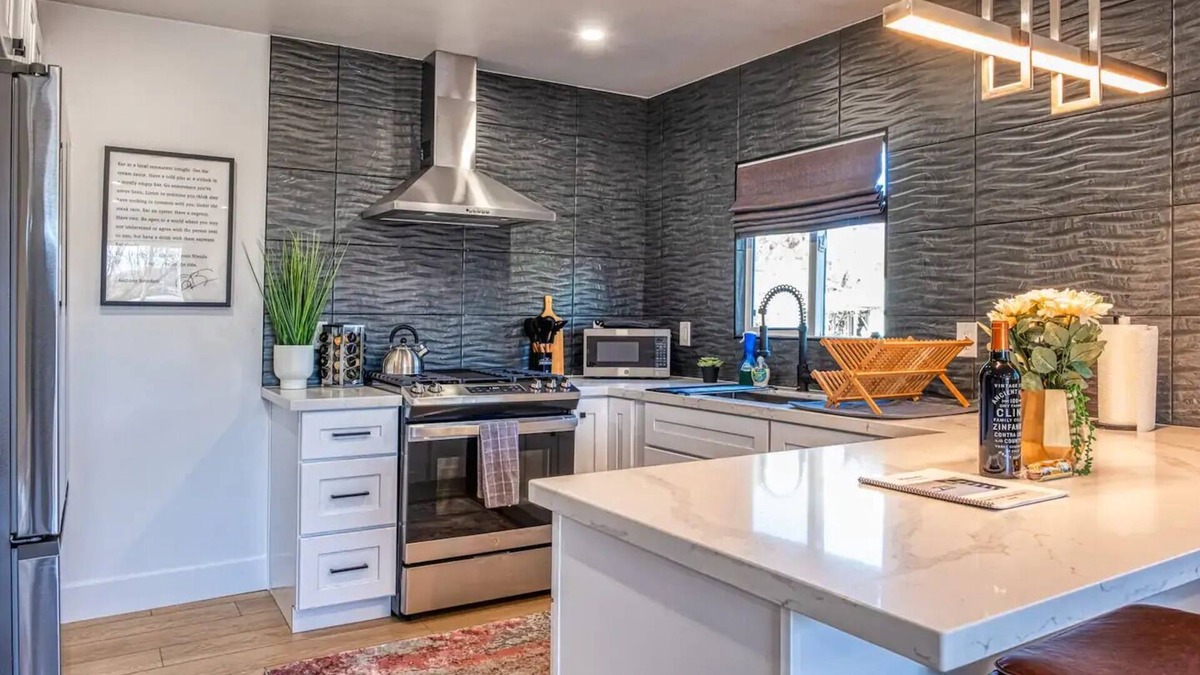 Overlook Apartment | Modern Living Steps From Downtown