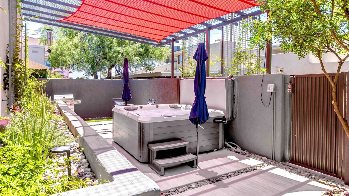Sam Hughes House | Modern Loft with Lush Garden and Spa in Historic Sam Hughes Neighborhood U of AZ