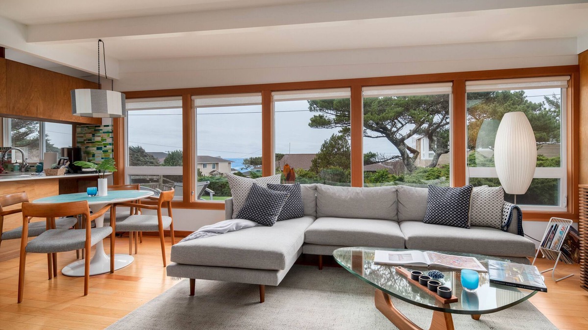 Arch Cape House | Modern Love by AvantStay | Serene Home in Arch Cape w/Large Yard!