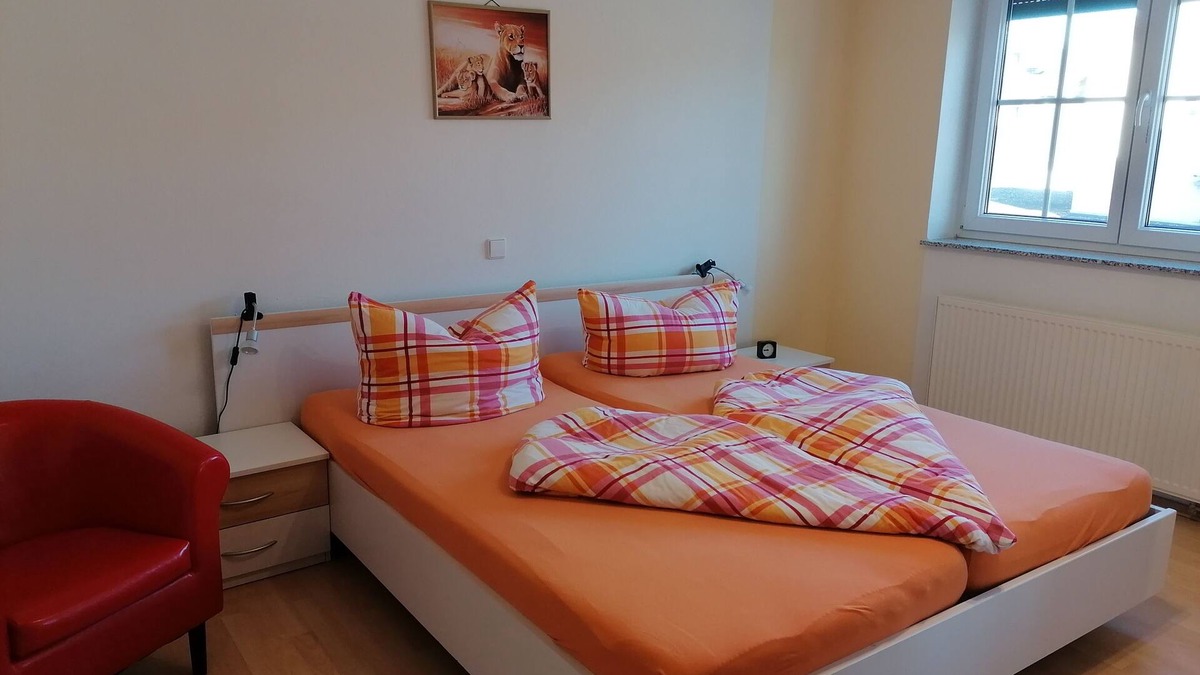 Wutoeschingen Apartment | Modern, lovingly furnished holiday apartment, 1st floor, 95 sqm, 2 bedrooms, balcony!
