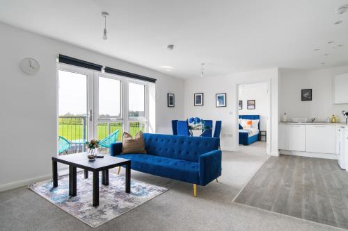 Luton Apartment | Modern Luton Apartments with Parking, Next to Park