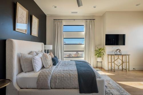 Virgin House | Modern Lux Casita