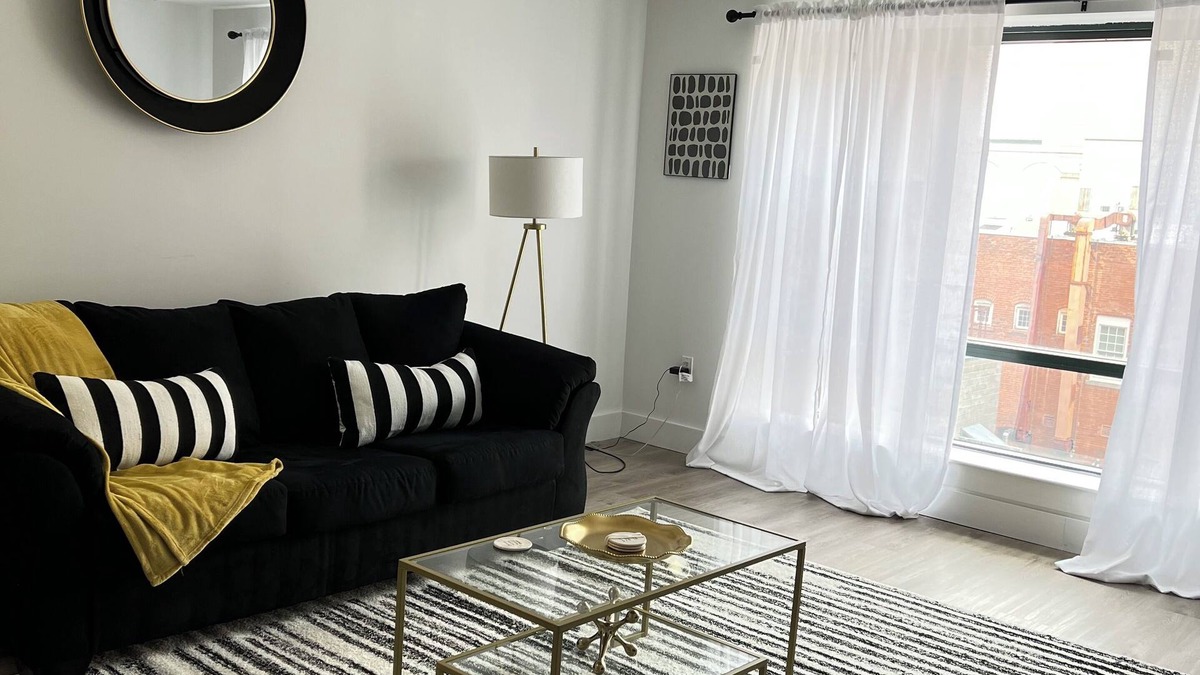 Downtown Apartment | Modern Luxe 1BR Apt in Downtown Stamford