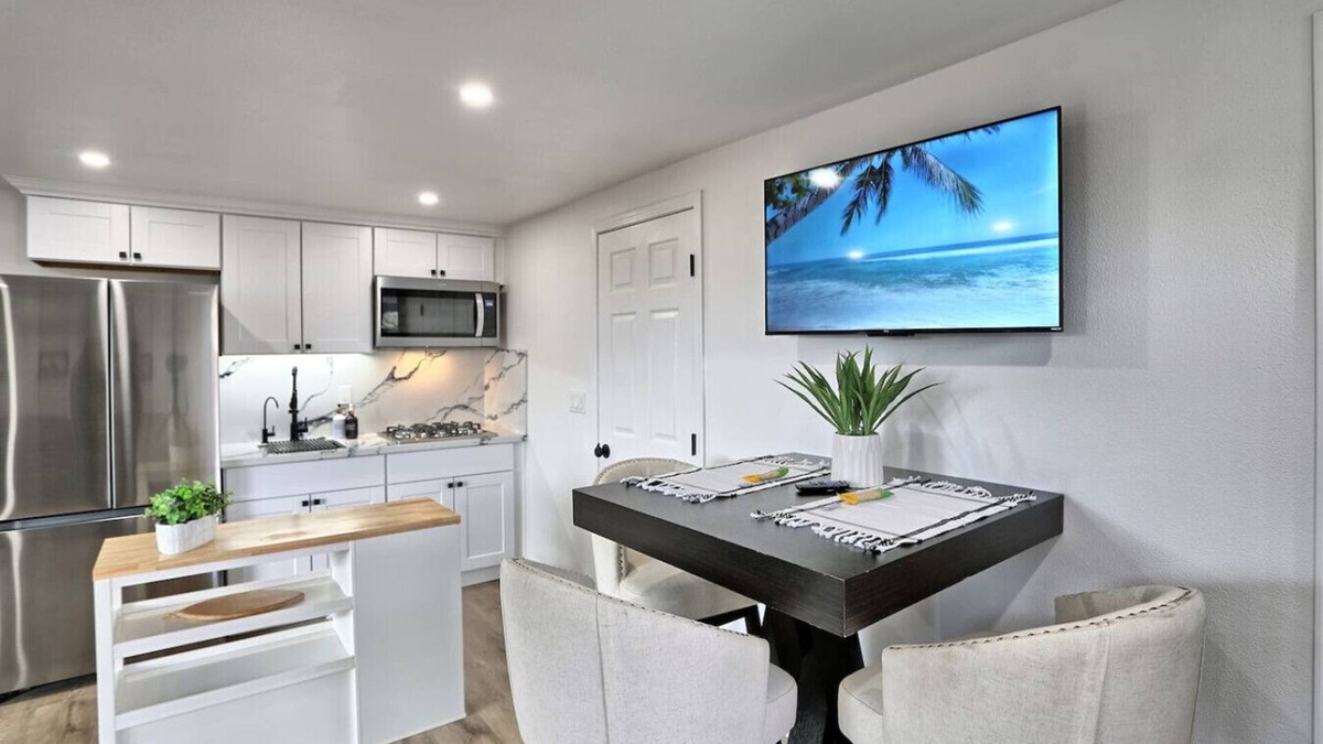 West University House | Modern Luxe Guest House | Stunning Views + Parking