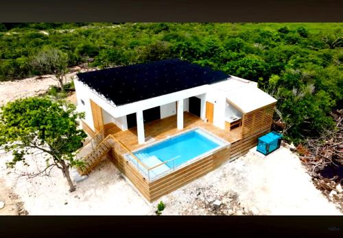 San Pedro Villa | Modern Luxe Villa With Pool and Steps to Secret Beach Sleeps 8