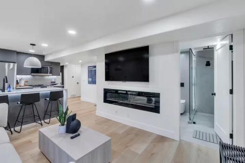 Lehi Apartment | Modern LuxeDen with Private Hot Tub and Fenced Yard