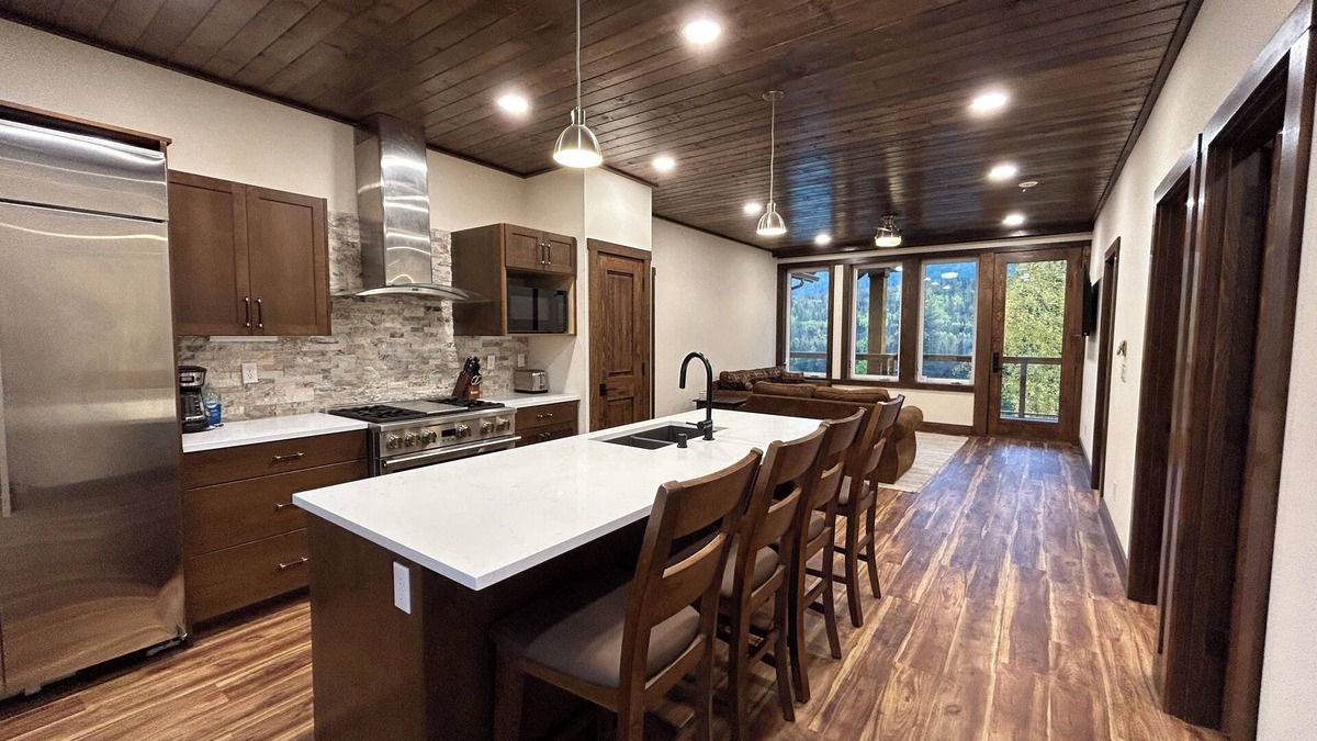 Cooper Landing Condo | Modern Luxury Condo with River Views in Cooper Landing
