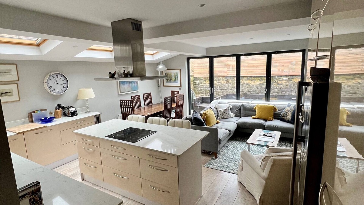 Battersea Apartment | Modern Luxury Garden Flat - High spec - Battersea - London