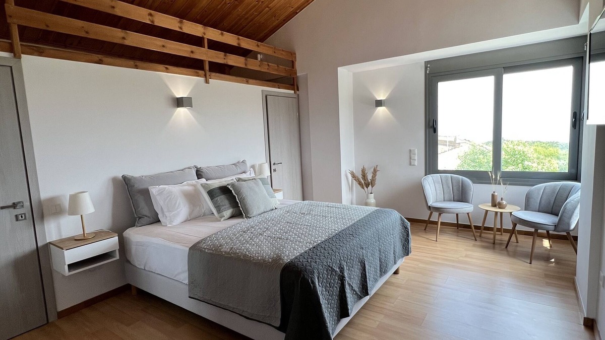 Kompi House | Modern & Luxury Maisonette