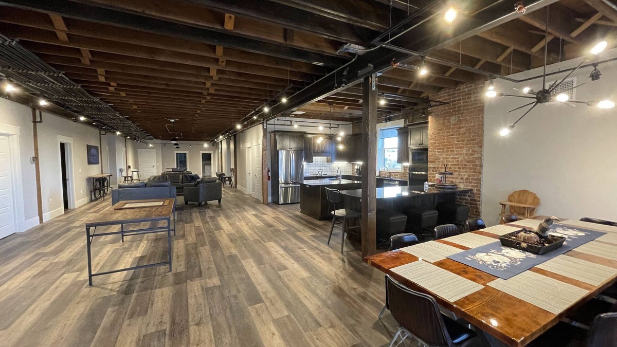 Old Town Pocatello House | Modern Luxury Meets Historic Charm: Unwind in Style in Purpose Executive Suites