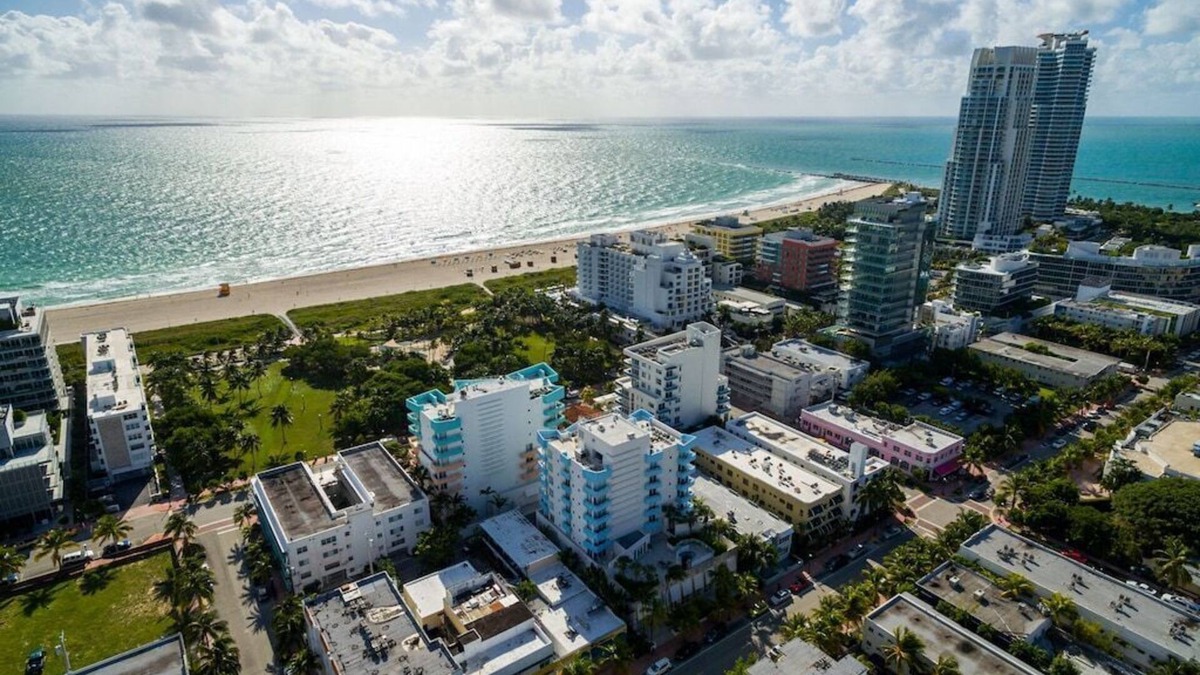 South of Fifth Condo | Modern Luxury Only Steps To The Sand! Huge Patio Deck, Modern Artwork & Extras