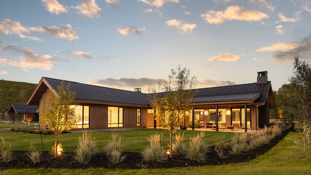 Park City House | Modern Luxury - Steps to the Provo River