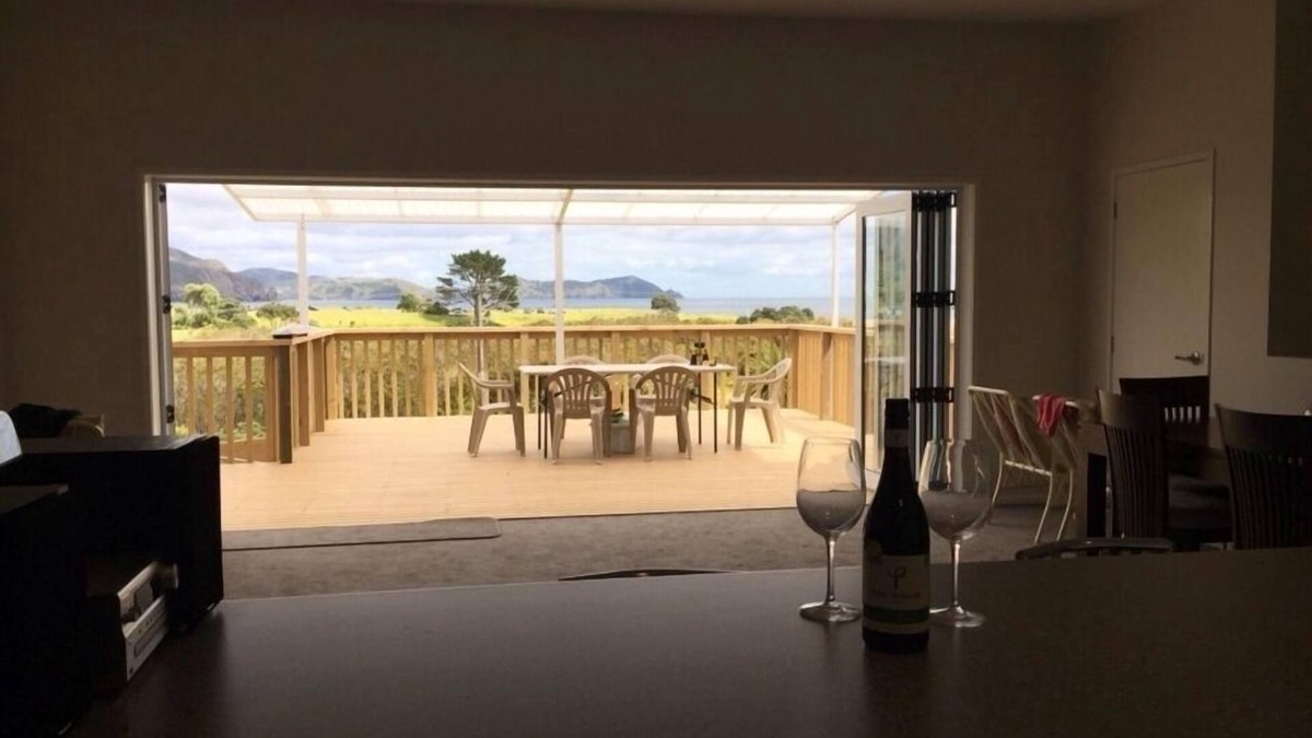 Kaeo House | Modern Luxury with Sea Views - Tauranga Bay