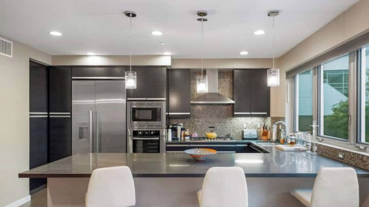 Venice House | Modern Marina/Venice Townhouse-3 Min from Beach!