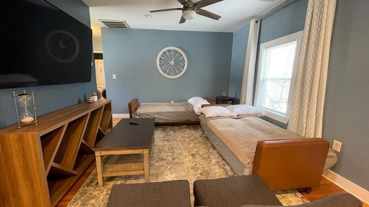 East Somerville House | MODERN MASSIVE LARGE GROUP 3800sf MIT HARVARD BOS