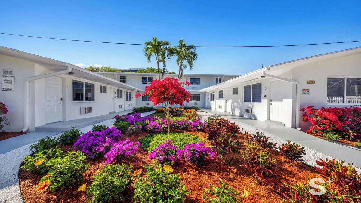 Seybold Apartment | Modern Miami Studio | Gym, BBQ, Free Parking