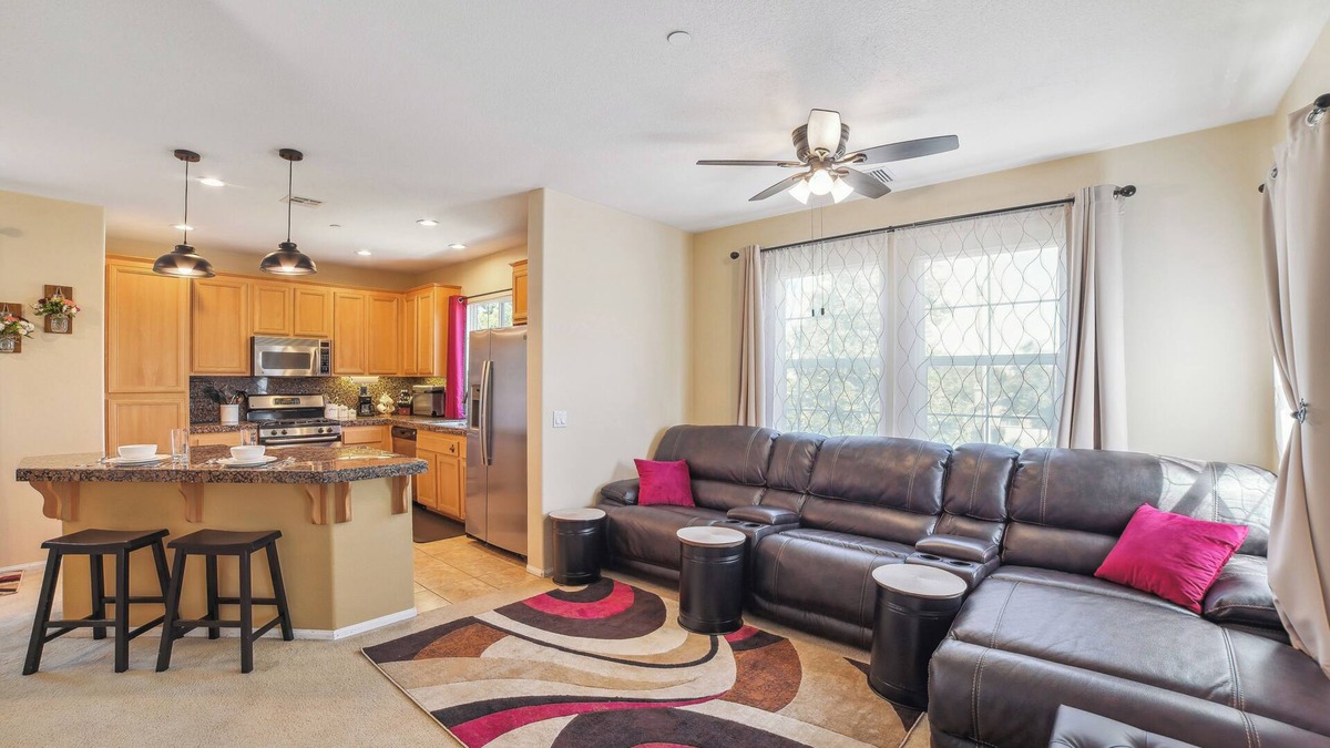 Moreno Valley House | Modern Moreno Valley Oasis w/Private Patio