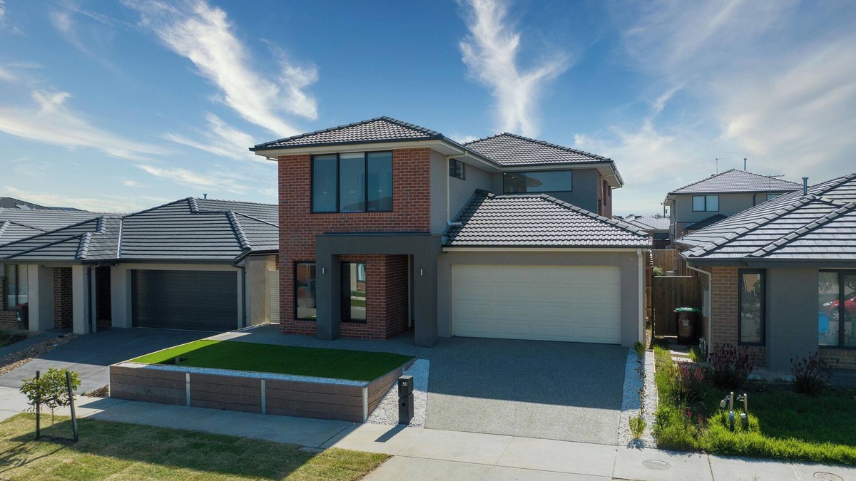Clyde House | Modern new Homly House at Clyde