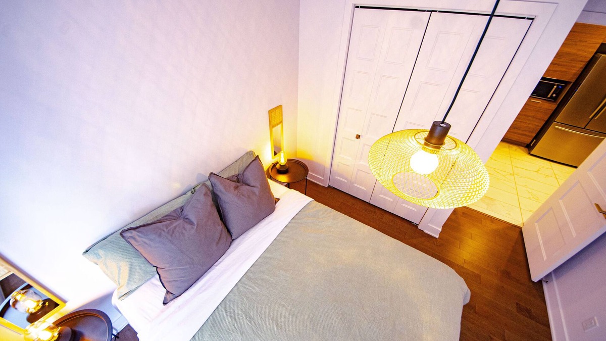 Southwest House | Modern New* King&Queen* 1G Wi-Fi*Gym*Easy Parking