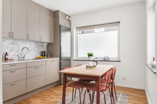Osteraker Apartment | Modern New Stylish Apartment
