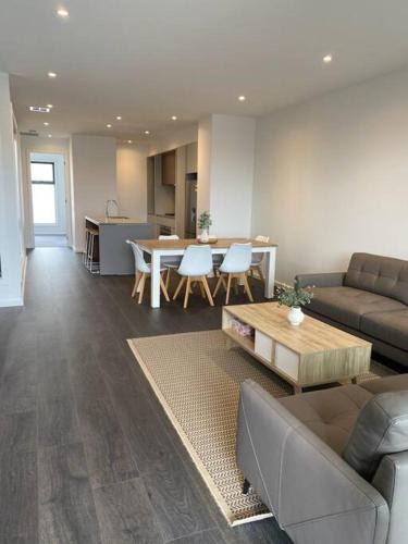 Melbourne Apartment | Modern oasis