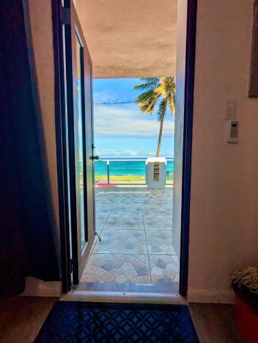 Hato Abajo Apartment | Modern Oceanfront Apartment