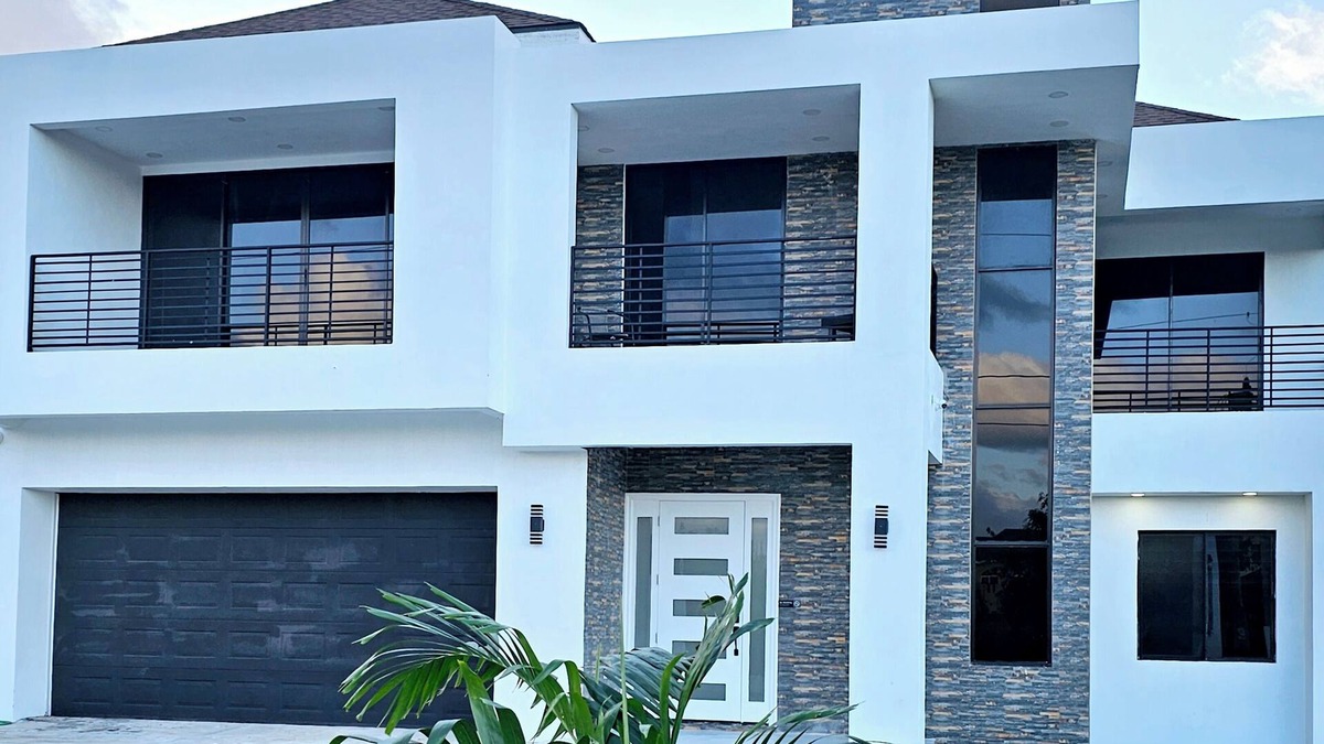 Plantation Village Villa | Modern Oceanview Villa. All Bedrooms with Private Bathrooms. Private Pool