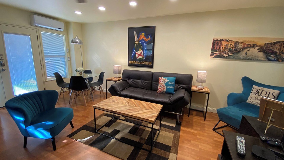 Kaimuki House | Modern one Bedroom Apartment With Private Entrance, air Conditioner, Kitchen