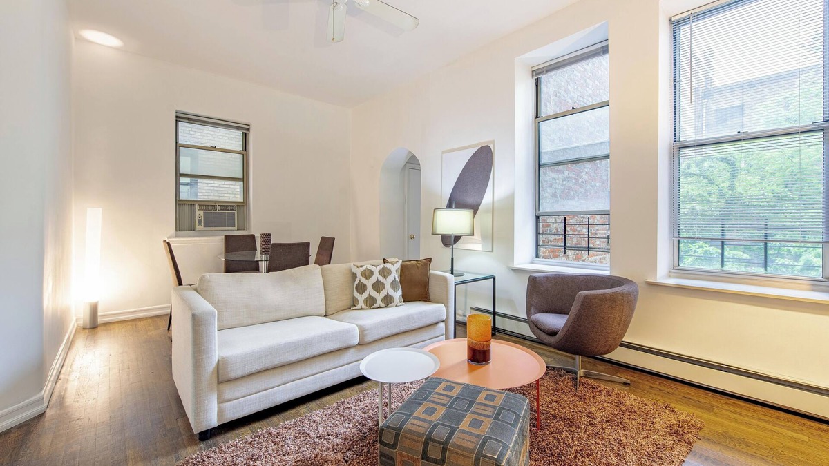 Upper West Side Apartment | Modern One Bedroom Near Central Park