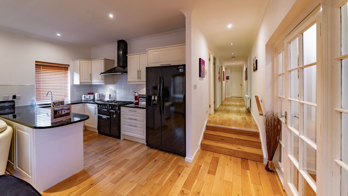 Gullane Cottage | Modern, open, comfortable home within walking distance of Golf courses and beach