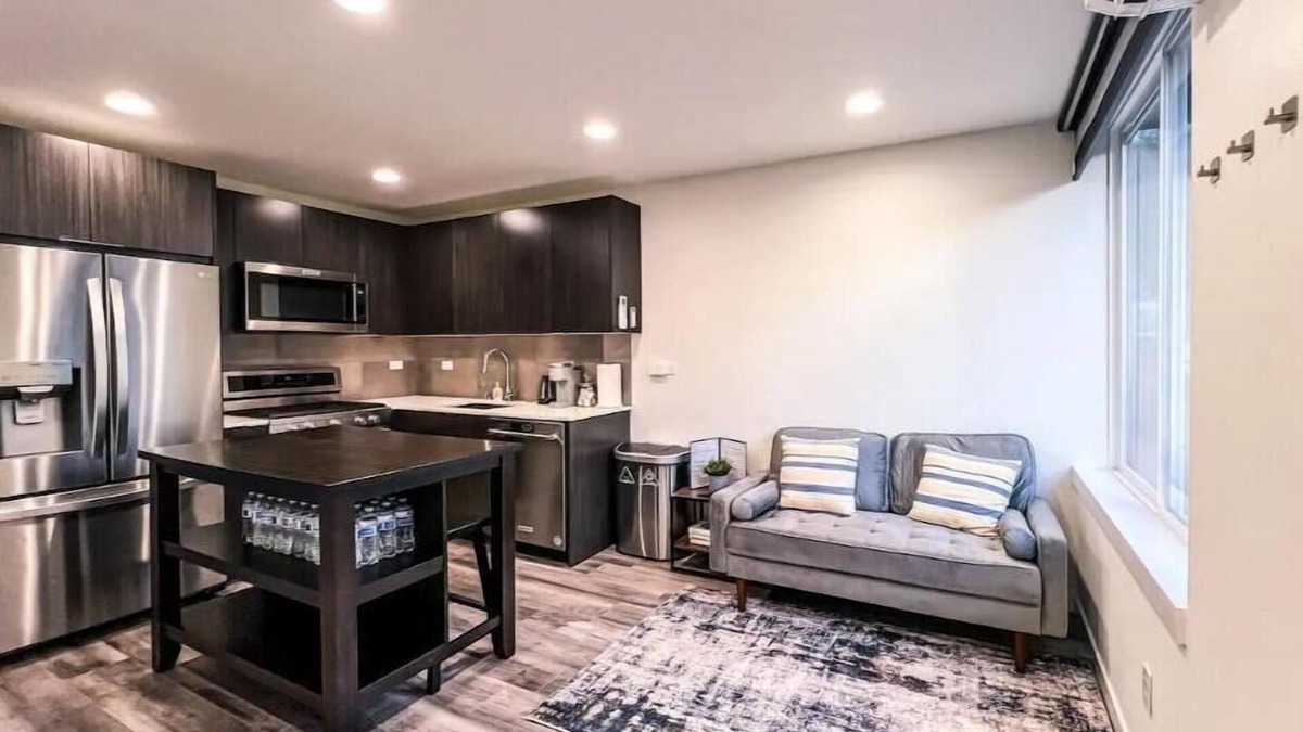 North Delridge House | Modern Park View Townhouse in West Seattle