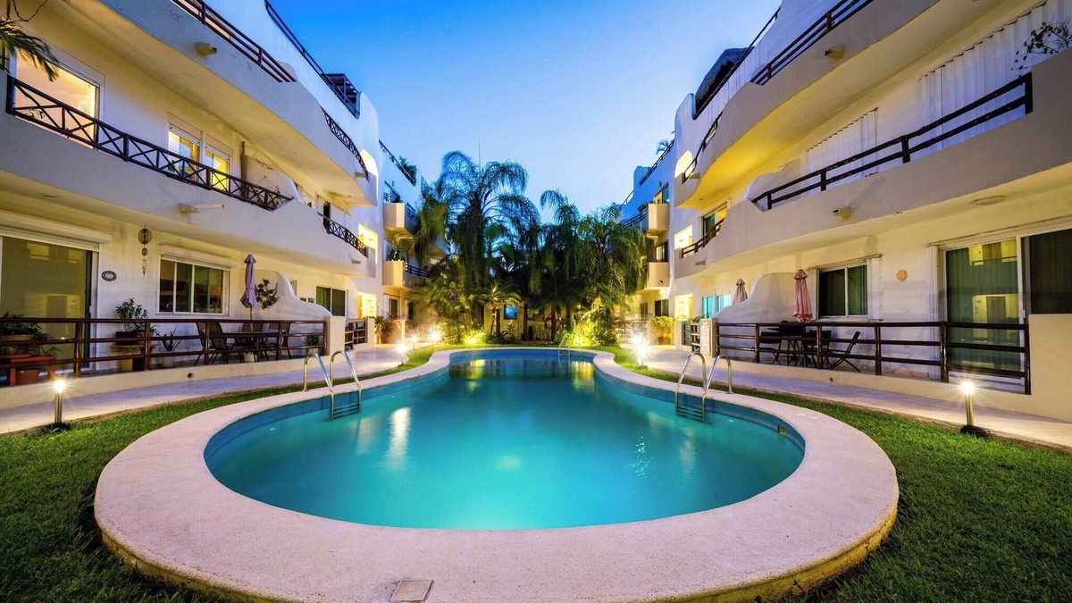 Gonzalo Guerrero Condo | Modern Penthouse 2 Bedrooms & Pool - At Margaritas
