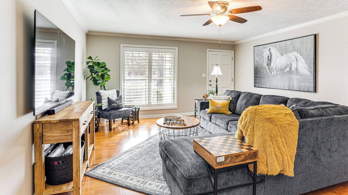 Jackson House | Modern Pet-Friendly Home w/Covered Patio + Yard