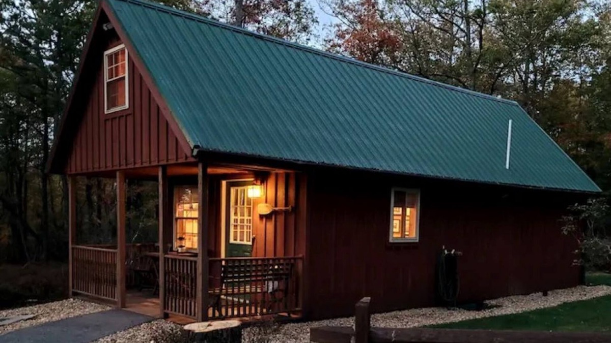 Philipsburg Cabin | Modern, Private Cabin 20 Minutes From Penn State, Breakfast Items Included