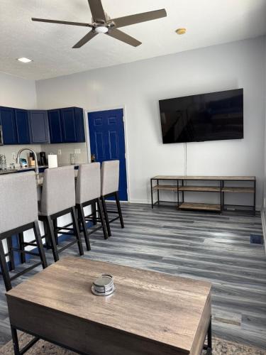 CUF Apartment | Modern & Quiet 1BR Apartment in Downtown - OTR - WiFi - Parking