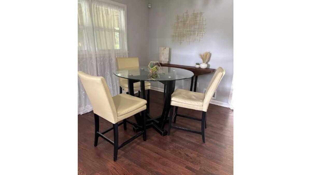 Marietta House | Modern Ranch in West Cobb in Upscale Neighborhood