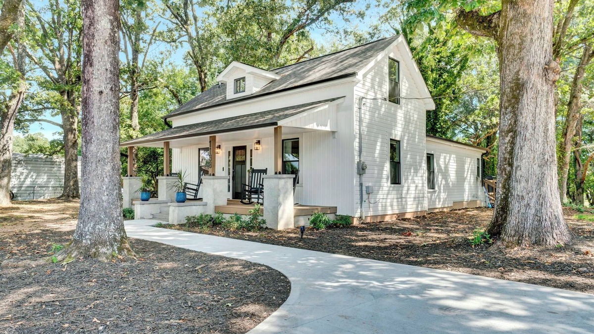 Piedmont Other | Modern Remodeled Farmhouse - Great Location