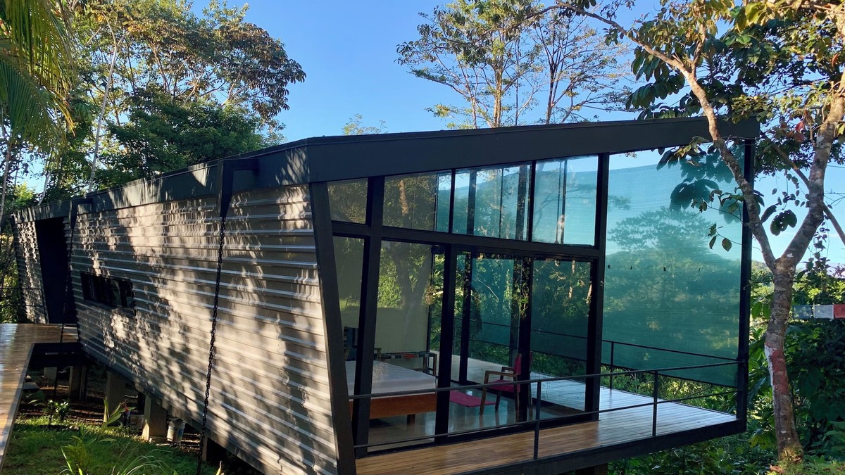 Tres Rios House | Modern Retreat with Stunning Views in Beautiful Nature Setting