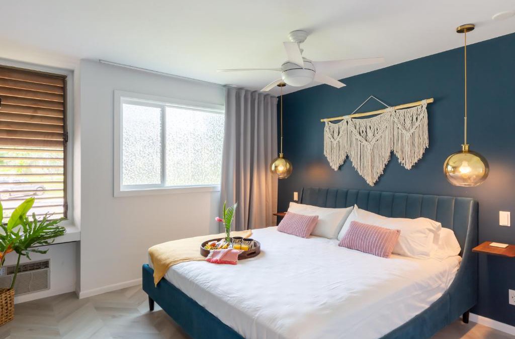 Kahuku Apartment | Modern, Romantic Vibes in the Tropics
