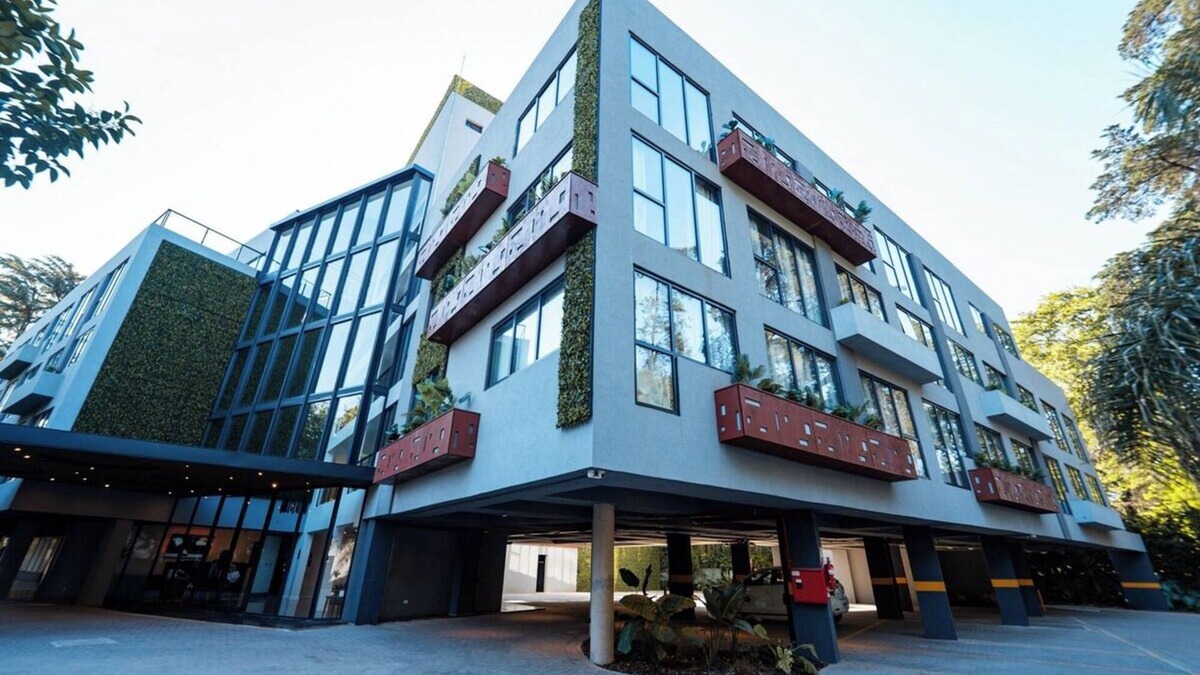 Villa Udaondo Hotel | Modern Room Near Morón Reserve and Feria With Free Breakfast