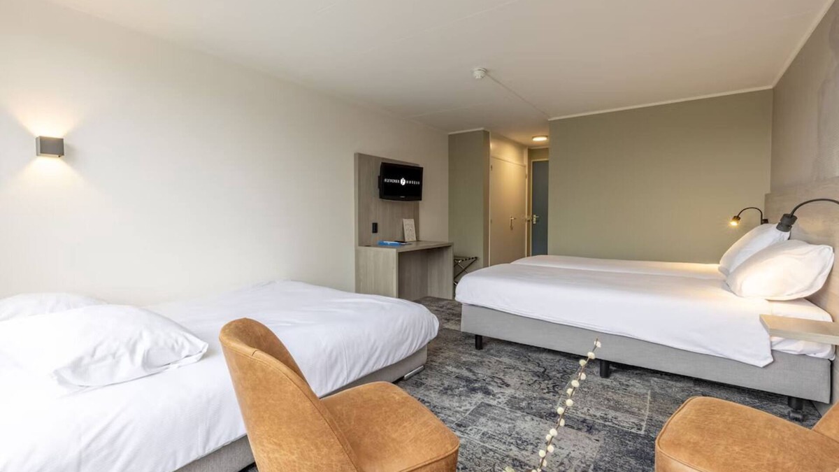 Municipality of Hellendoorn House | Modern Room Perfect for Family Nature Trips Near Speelbos Nijverdal